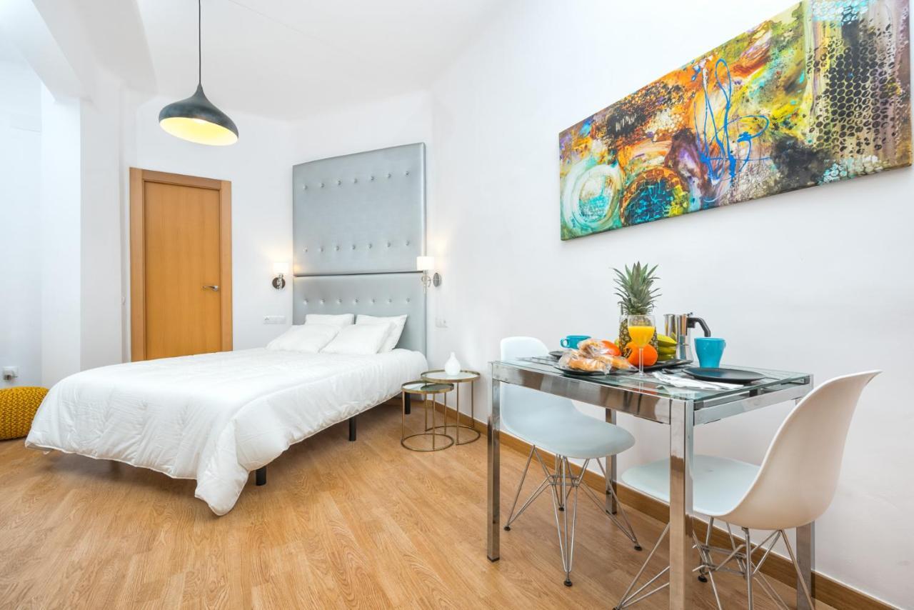 Apartamentos Bolsa Larios Málaga Eksteriør bilde